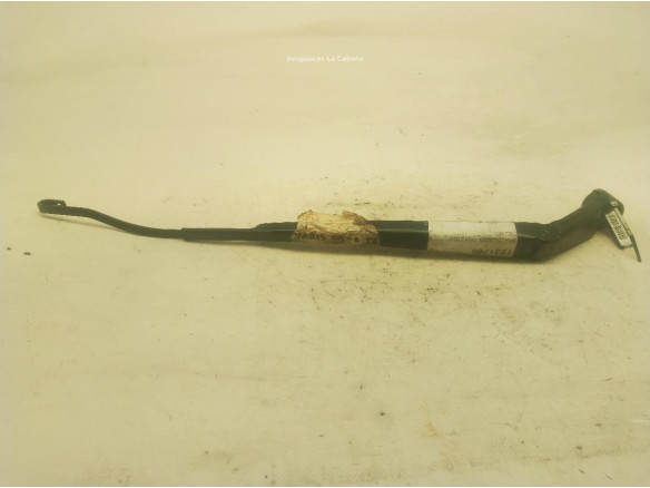 BRAZO LIMPIAPARABRISAS DEL IZQ TOYOTA YARIS (_P9_)|Desguaces La Cabaña
