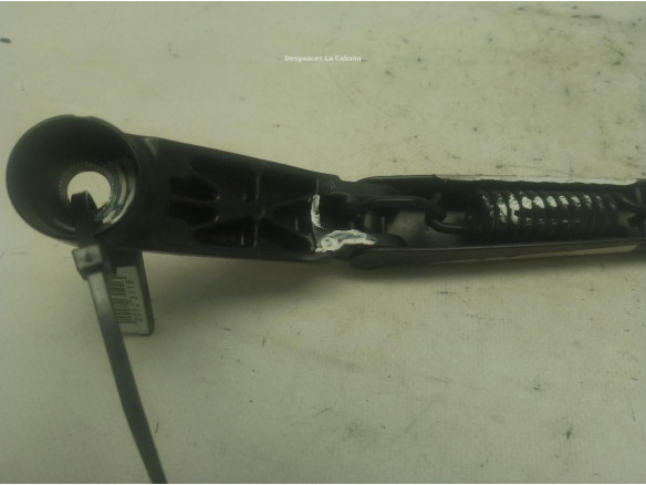 BRAZO LIMPIAPARABRISAS DEL IZQ TOYOTA YARIS (_P9_)|Desguaces La Cabaña