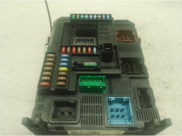 980406748003 CAJA FUSIBLES INTERIOR (BSI) CITROEN C4 Picasso II|Desguaces La Cabaña