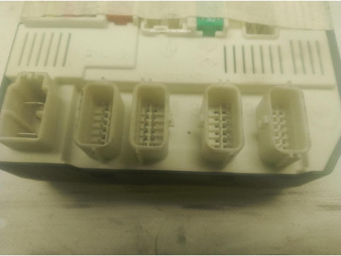 CAJA FUSIBLES INTERIOR (BSI)|Desguaces La Cabaña 2