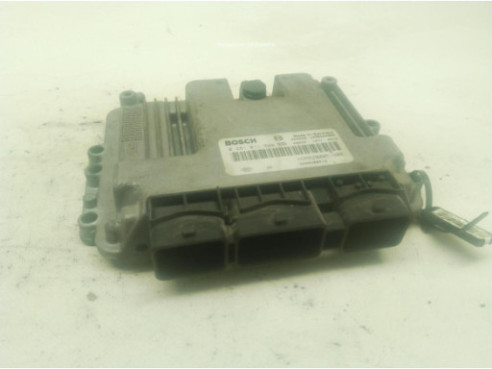 8200389519 CENTRALITA MOTOR RENAULT TRAFIC II Furgón (FL)|Desguaces La Cabaña