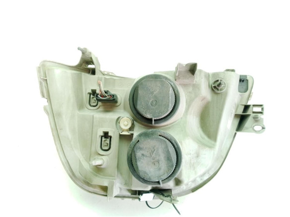 8200163518 FARO DERECHO RENAULT MASTER II Furgón (FD)|Desguaces La Cabaña