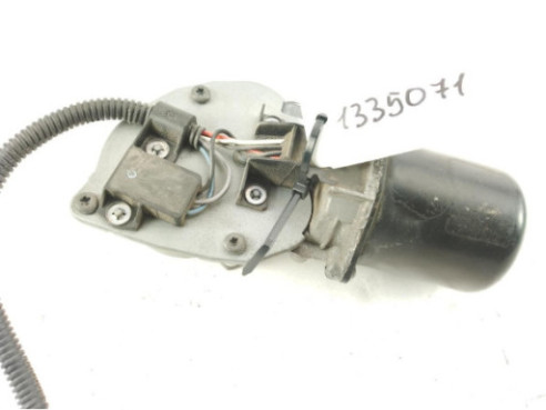 53671147 MOTOR LIMPIAPARABRISAS DEL RENAULT Premium 2|Desguaces La Cabaña