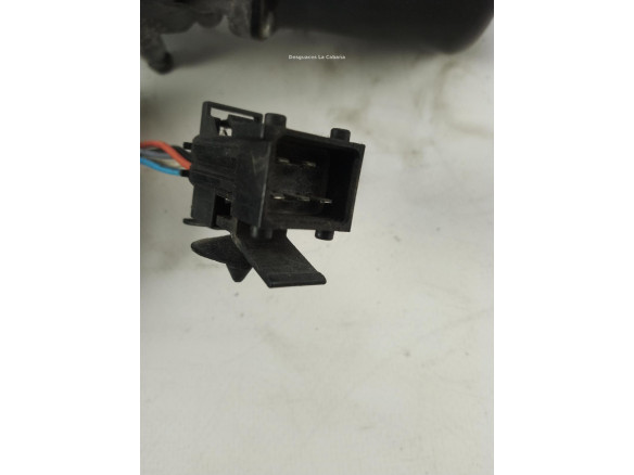 53671147 MOTOR LIMPIAPARABRISAS DEL RENAULT Premium 2|Desguaces La Cabaña