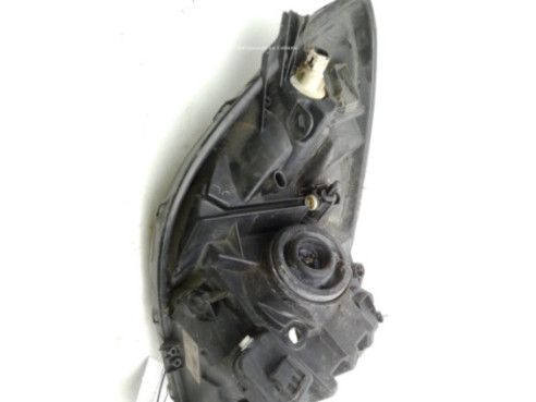  89900736 FARO DERECHO TOYOTA YARIS (_P9_)|Desguaces La Cabaña