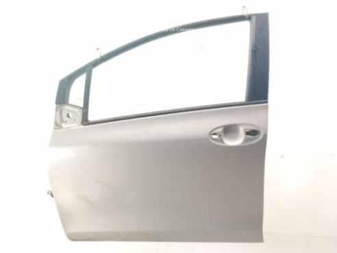   PUERTA LAT DEL IZQ TOYOTA YARIS (_P9_)|Desguaces La Cabaña