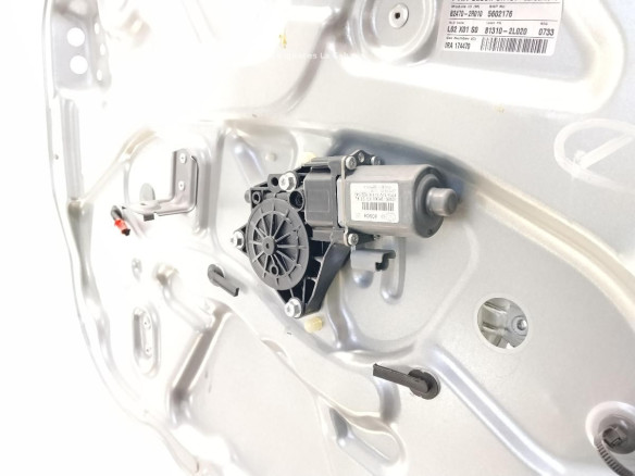 824712R000 ELEVALUNAS PUERTA LAT DEL IZQ HYUNDAI i30 (FD)|Desguaces La Cabaña