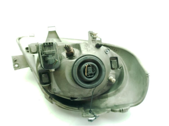 7700311371 FARO IZQUIERDO NISSAN PRIMASTAR Furgón (X83)|Desguaces La Cabaña