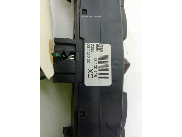 13100118XC INTERRUPTOR WARNING OPEL ZAFIRA B (A05)|Desguaces La Cabaña
