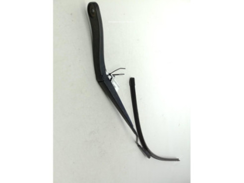   BRAZO LIMPIAPARABRISAS DEL IZQ FORD TRANSIT COURIER Furgón|Desguaces La Cabaña