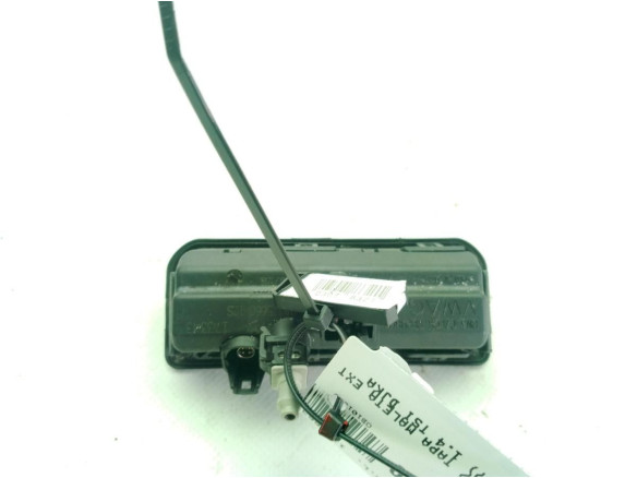 8W8827566C MANILLA PORTON / TAPA MALETA EXT SEAT ATECA (KH7)|Desguaces La Cabaña