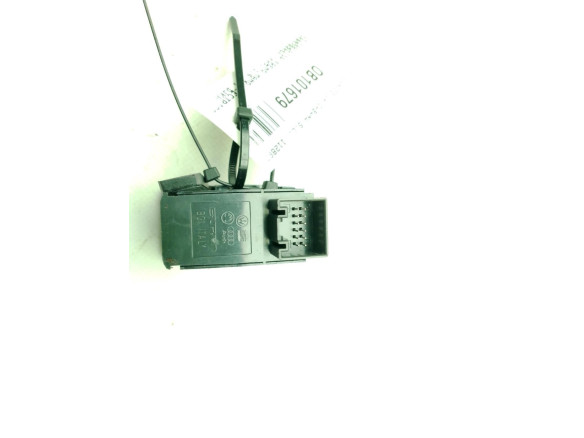 575927225 INTERRUPTOR FRENO MANO ELECTRICO SEAT ATECA (KH7)|Desguaces La Cabaña