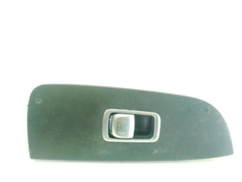 A22290522039051 MANDO ELEVALUNAS PUERTA LAT DEL DER MERCEDES BENZ CLASE V (W447)|Desguaces La Cabaña