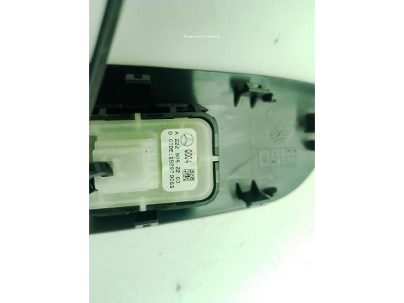 A22290522039051 MANDO ELEVALUNAS PUERTA LAT DEL DER MERCEDES BENZ CLASE V (W447)|Desguaces La Cabaña