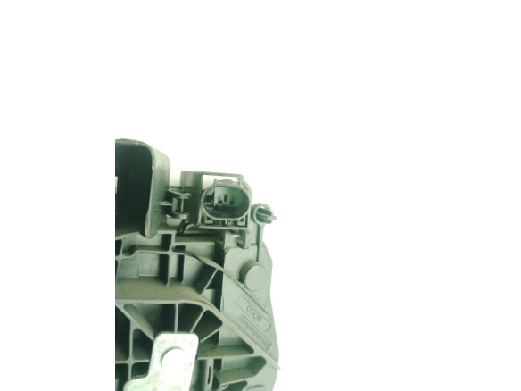 A4477300702, A4477300835 CERRADURA PUERTA LAT TRA IZQ MERCEDES BENZ CLASE V (W447)|Desguaces La Cabaña