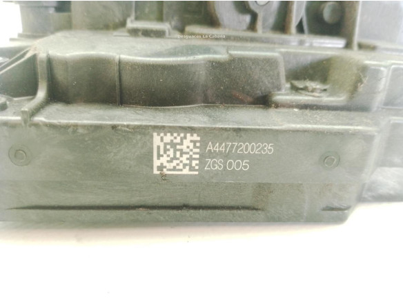 A4477200235 CERRADURA PUERTA LAT DEL DER MERCEDES BENZ CLASE V (W447)|Desguaces La Cabaña
