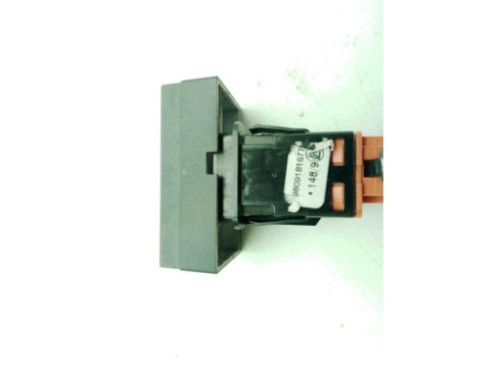 98091816ZD INTERRUPTOR WARNING CITROEN SPACETOURER|Desguaces La Cabaña