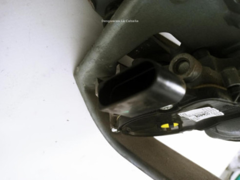 7223000519140 MOTOR LIMPIAPARABRISAS DEL IVECO DAILY VI Caja/Chasis|Desguaces La Cabaña