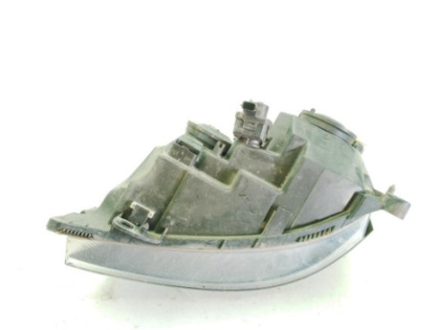 7701057658 8200478985 FARO DERECHO RENAULT CLIO II (BB_, CB_)|Desguaces La Cabaña