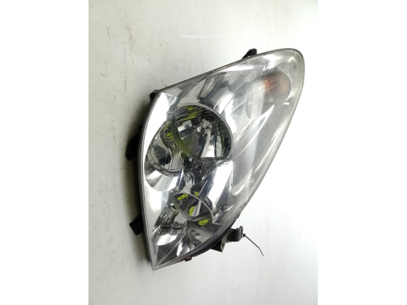 FARO DERECHO TOYOTA COROLLA Verso (ZER_, ZZE12_, R1_)|Desguaces La Cabaña