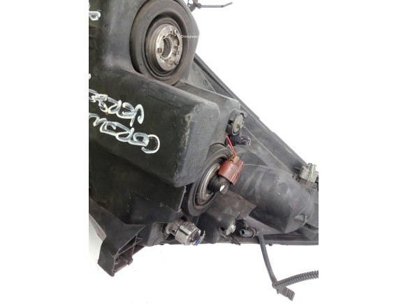 FARO DERECHO TOYOTA COROLLA Verso (ZER_, ZZE12_, R1_)|Desguaces La Cabaña