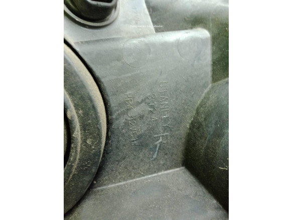 FARO DERECHO TOYOTA COROLLA Verso (ZER_, ZZE12_, R1_)|Desguaces La Cabaña