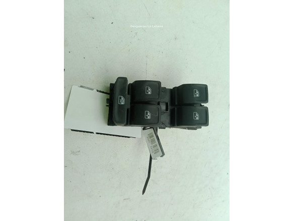 5G0959855Q WHS MANDO ELEVALUNAS PUERTA LAT TRA IZQ SEAT LEON (5F1)|Desguaces La Cabaña
