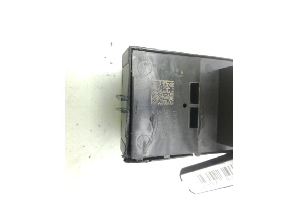 5G0959855Q WHS MANDO ELEVALUNAS PUERTA LAT TRA IZQ SEAT LEON (5F1)|Desguaces La Cabaña