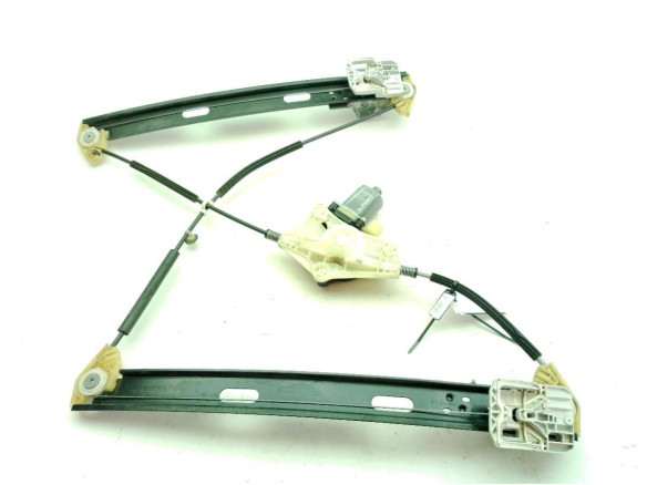 5F4837461D 5Q0959801C ELEVALUNAS PUERTA LAT DEL IZQ SEAT LEON (5F1)|Desguaces La Cabaña
