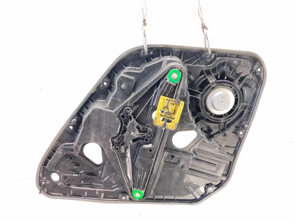  3324030 ELEVALUNAS PUERTA LAT TRA IZQ VOLVO V40 Fastback (525, 526)|Desguaces La Cabaña