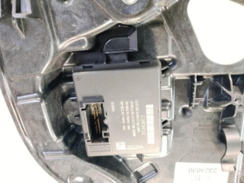  3324030 ELEVALUNAS PUERTA LAT TRA IZQ VOLVO V40 Fastback (525, 526)|Desguaces La Cabaña