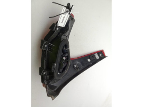 31395845 PILOTO TRA DER EXT VOLVO V40 Fastback (525, 526)|Desguaces La Cabaña
