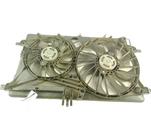 214815872R ELECTROVENTILADOR NISSAN NV400 Furgón (X62, X62B) |Desguaces La Cabaña