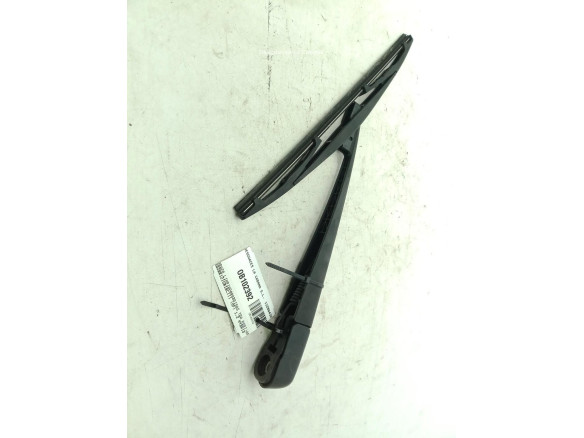   BRAZO LIMPIAPARABRISAS TRA PORTÓN SUZUKI IGNIS III (MF)|Desguaces La Cabaña