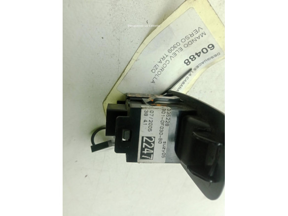 MANDO ELEVALUNAS PUERTA LAT TRA IZQ TOYOTA COROLLA Verso (ZER_, ZZE12_, R1_)|Desguaces La Cabaña