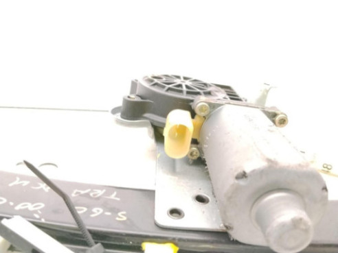 ELEVALUNAS PUERTA LAT TRA DER VOLVO S80 I (184)|Desguaces La Cabaña