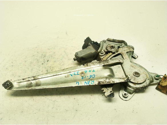 ELEVALUNAS PUERTA LAT TRA IZQ TOYOTA RAV 4 III (_A3_)|Desguaces La Cabaña