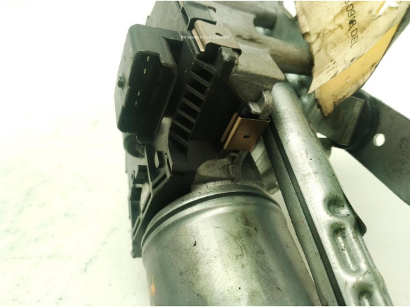 MOTOR LIMPIAPARABRISAS DEL PEUGEOT 5008|Desguaces La Cabaña