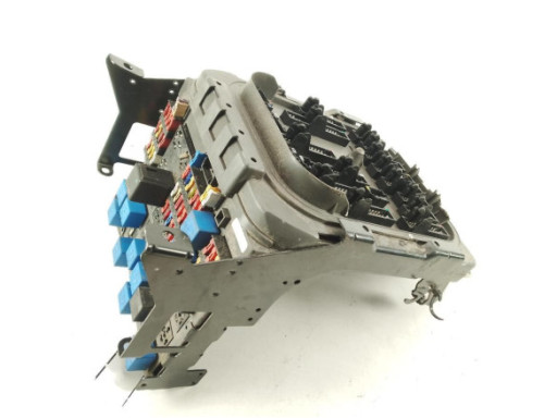 CAJA FUSIBLES INTERIOR (BSI)|Desguaces La Cabaña