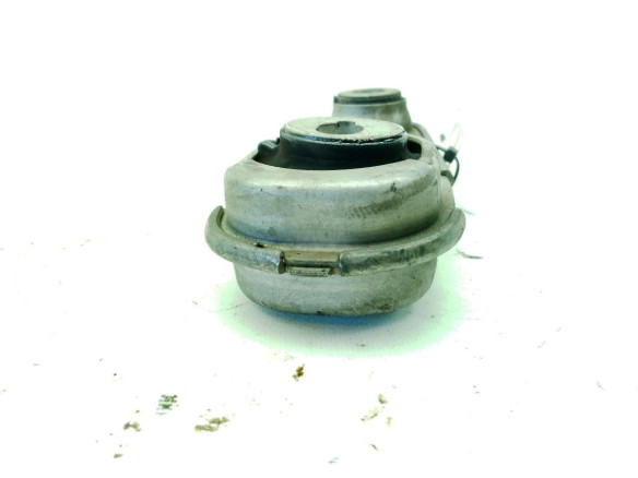 112383734R SOPORTE MOTOR INF NISSAN QASHQAI II Todo terreno, cerrada (J11, J11_)|Desguaces La Cabaña
