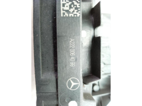 A2220064099 CERRADURA PUERTA LAT TRA DER MERCEDES BENZ GLE (W166)|Desguaces La Cabaña
