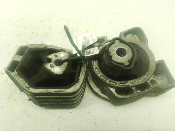 SOPORTE MOTOR DER MERCEDES BENZ CLASE B (W245)|Desguaces La Cabaña