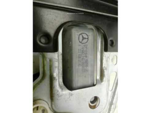 A2037204046 ELEVALUNAS PUERTA LAT DEL DER MERCEDES BENZ CLASE CLC (CL203)|Desguaces La Cabaña