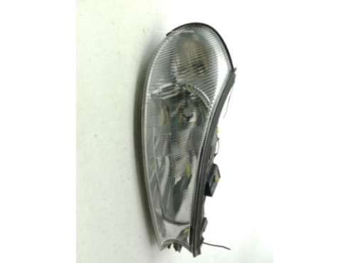 1110515 FARO DERECHO FORD MONDEO II Sedán (BFP)|Desguaces La Cabaña