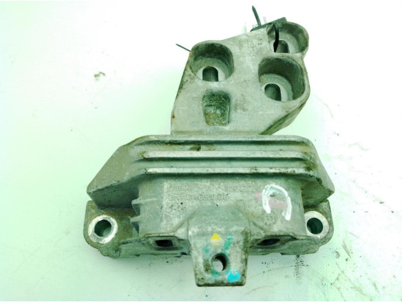   SOPORTE MOTOR IZQ MERCEDES BENZ CLASE B (W246, W242)|Desguaces La Cabaña