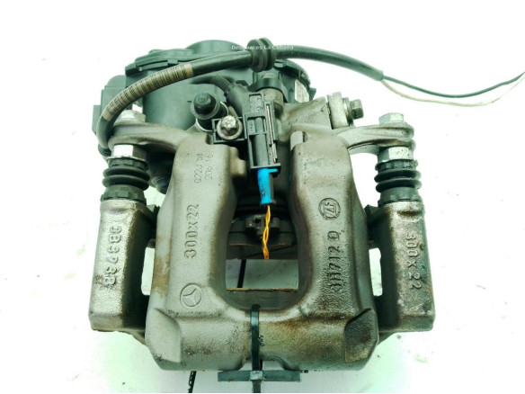 A2064233200 PINZA TRA DER MERCEDES BENZ CLASE C T-MODEL (S206)|Desguaces La Cabaña