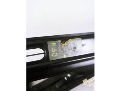 51337281885 ELEVALUNAS PUERTA LAT DEL IZQ BMW 3 (F30, F80) |Desguaces La Cabaña