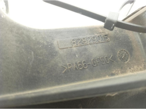 82829015 BISAGRA CAPO DER RENAULT Midlum|Desguaces La Cabaña