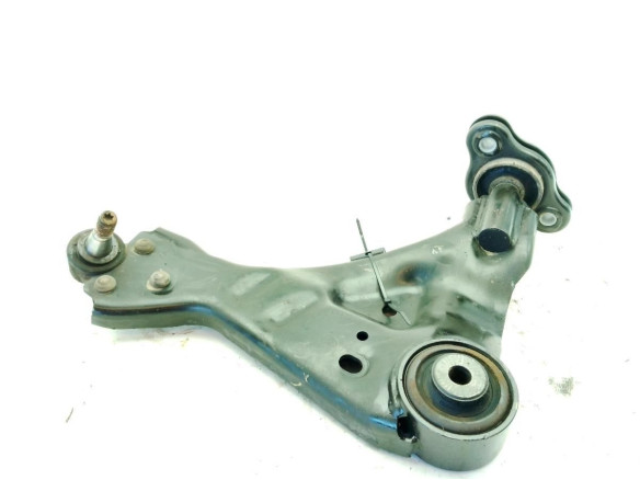 A4473301407 BRAZO SUSPENSION DEL IZQ INF MERCEDES BENZ CLASE V (W447)|Desguaces La Cabaña
