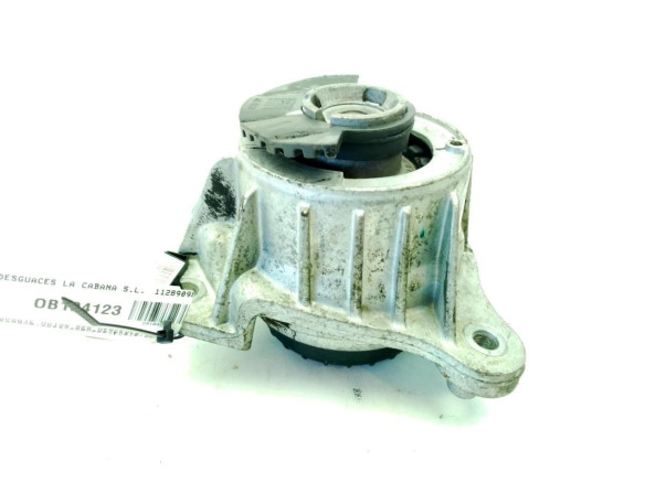 A6512235804 SOPORTE MOTOR DER MERCEDES BENZ CLASE V (W447)|Desguaces La Cabaña